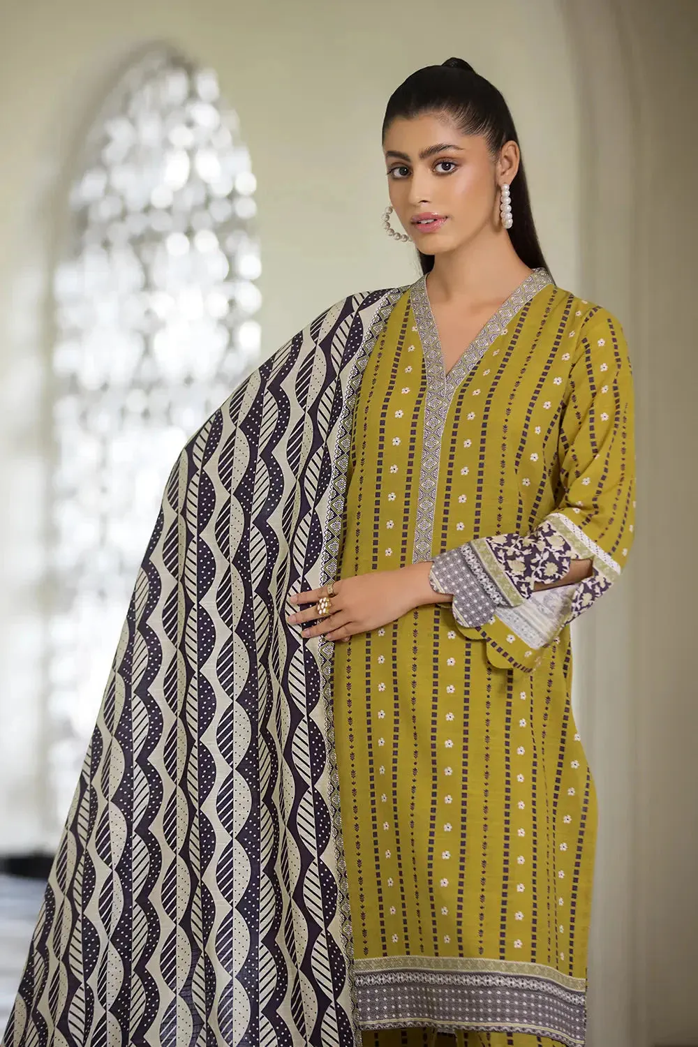 3PC Printed Unstitched Khaddar Suit KKH-2905
