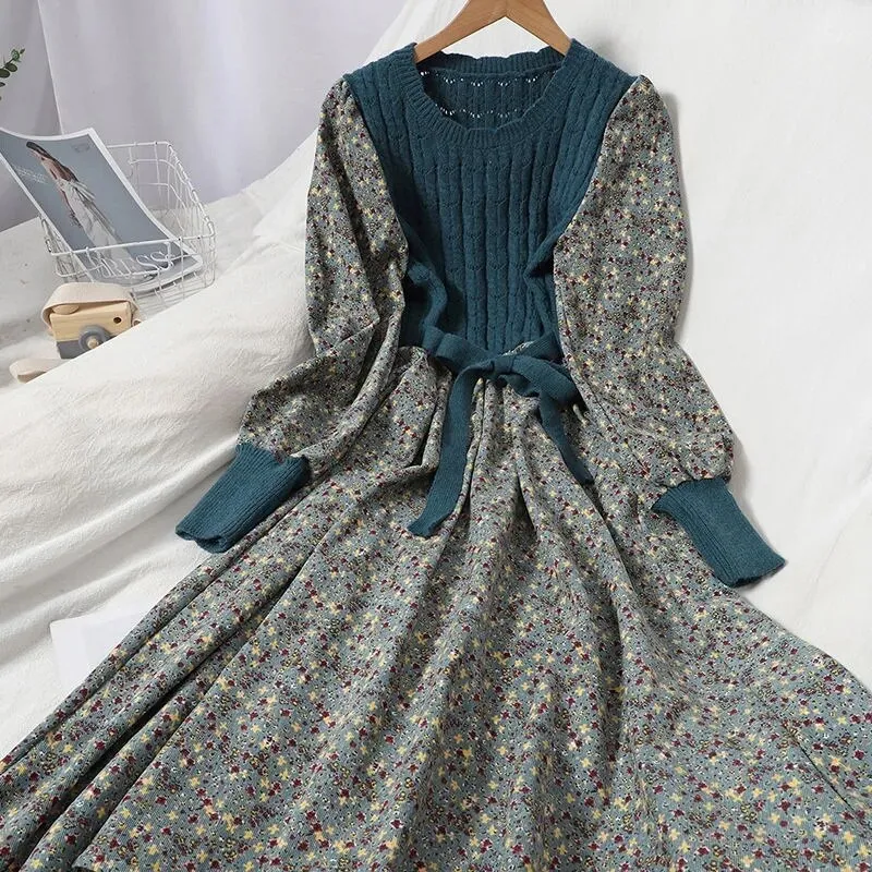 Bonnyshow &nbsp;Autumn Winter New Korean Version of Age-reducing Splicing Strap Slimming Knitted Long Dress Fashion Corduroy Floral Dress