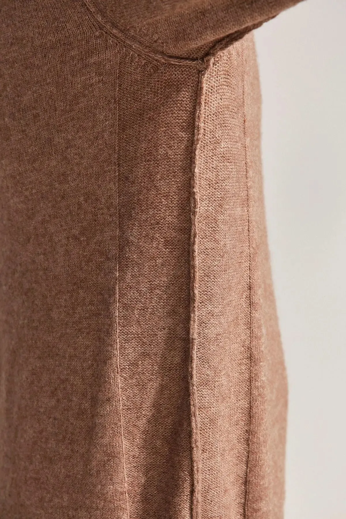 Camel Cashmere and Australian Wool Erson Reverse Stitch Detailed Round Collar Long Sleeve Men's Sweater