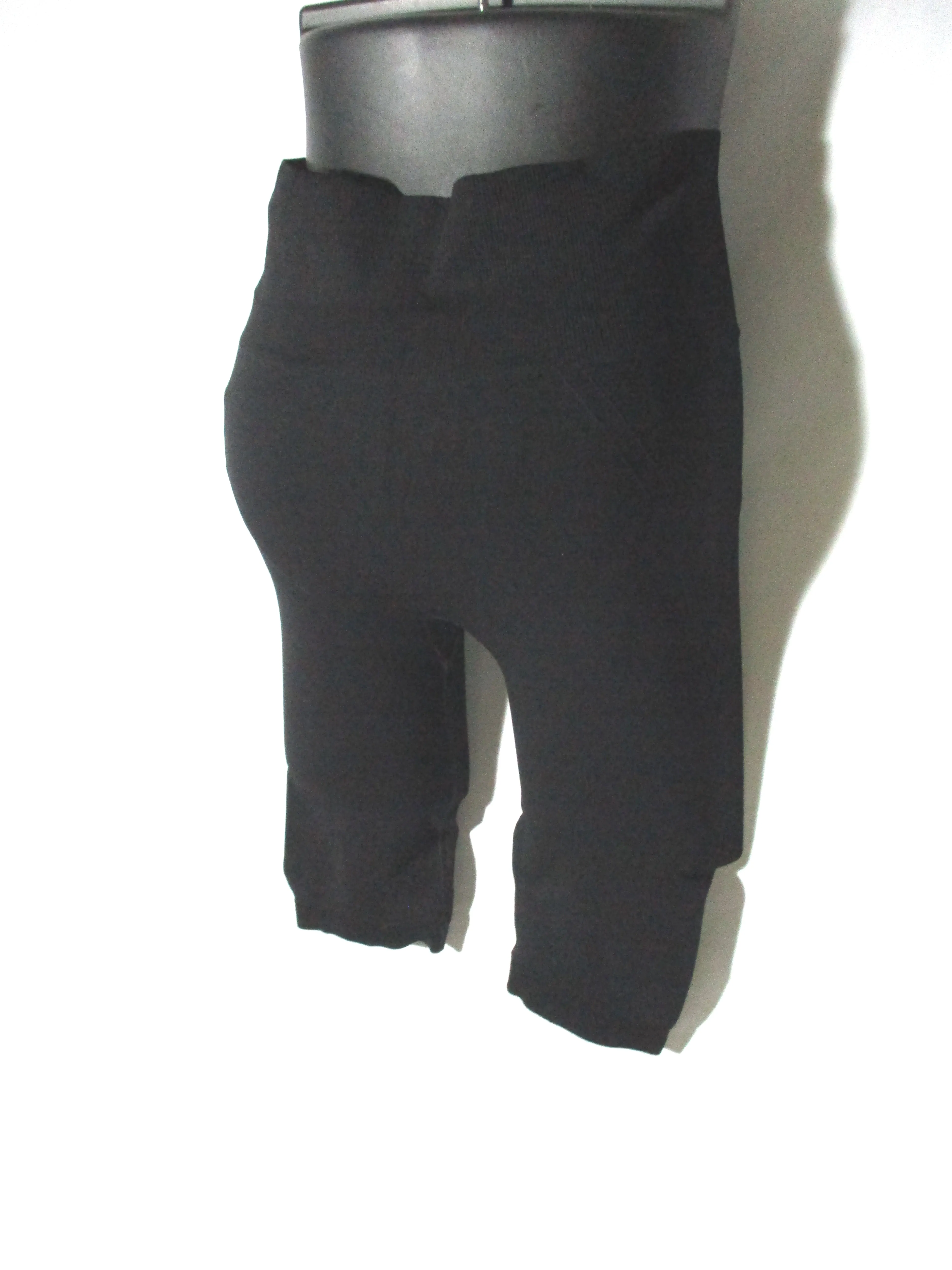 LUCAS HUGH TECHNICAL KNIT Short CAPRI PANT M BLACK