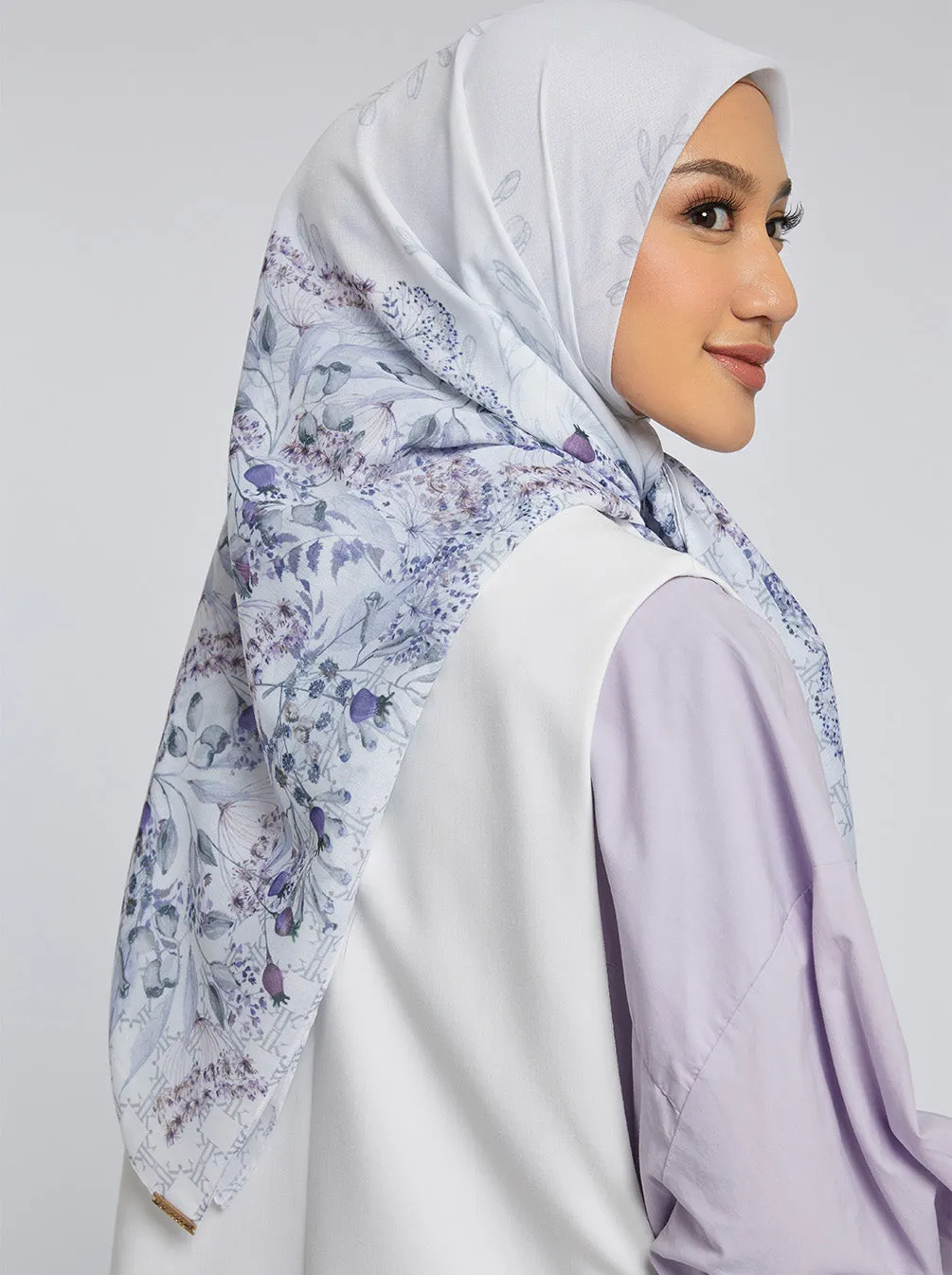 SENARA SIGNATURE SCARF IVORY