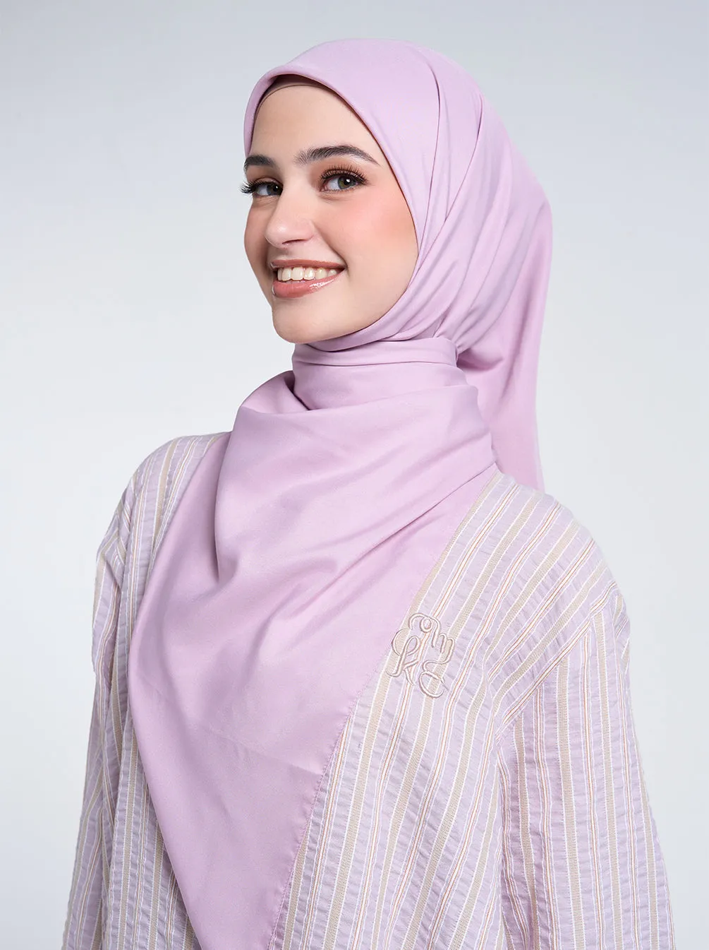 ULTRA SATIN SCARF PLAIN FRENCH ROSE